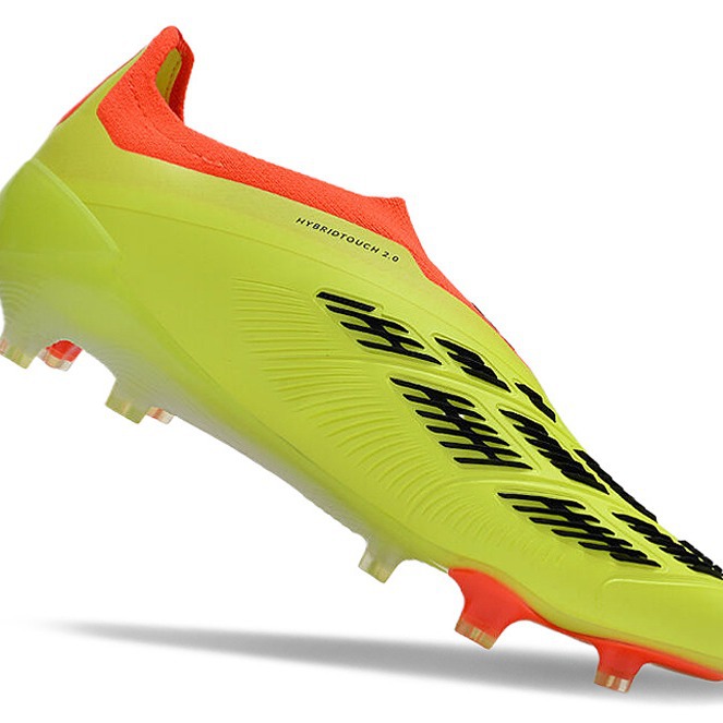 Fábrica de Putian comercio exterior al por mayor 24 generaciones de zapatos de entrenamiento de fútbol de fútbol de hombres profesionales FG