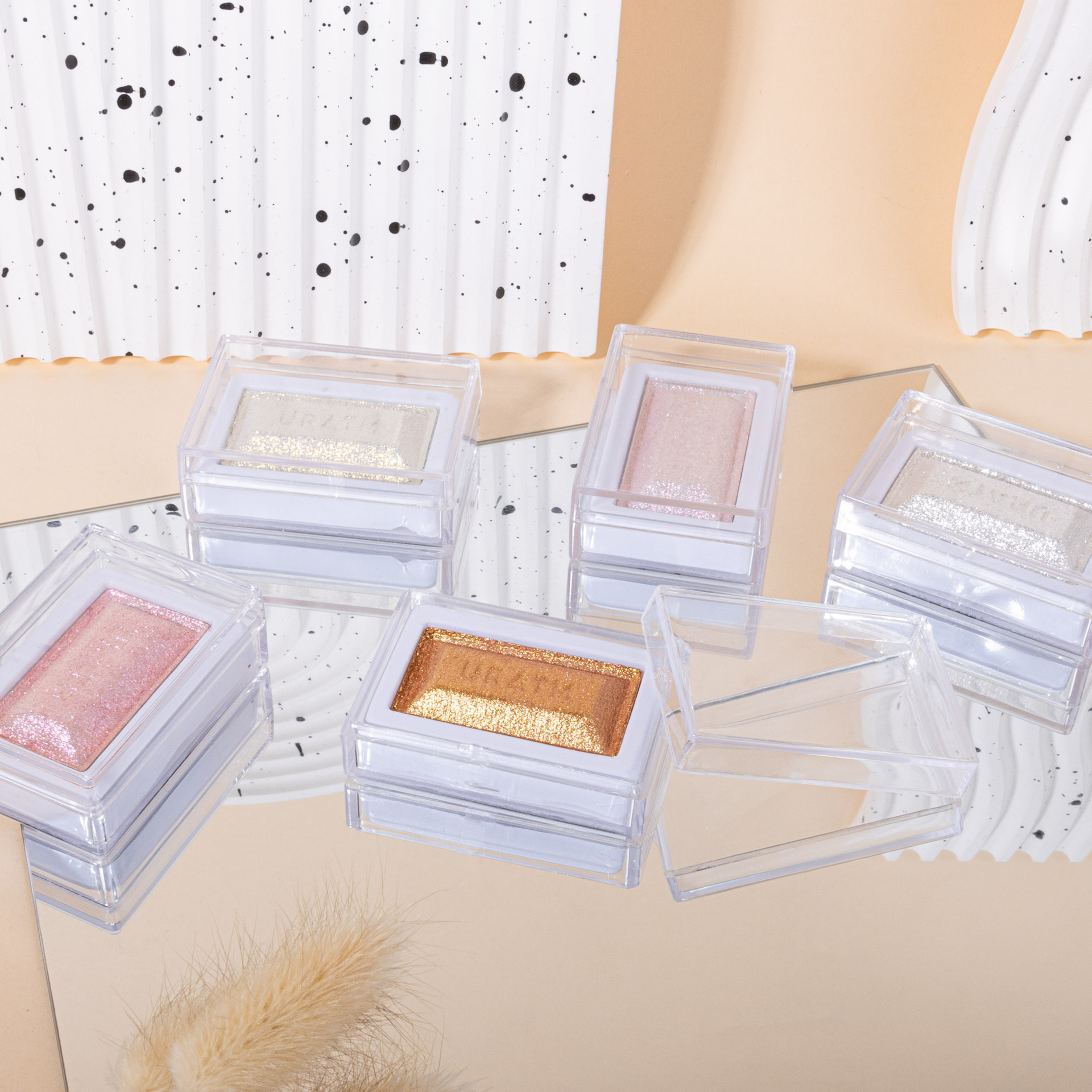 Solid Color Plastic Highlight display picture 8