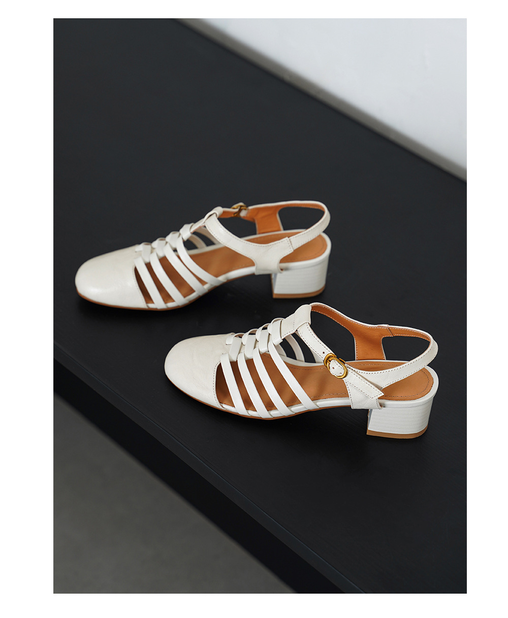 Sandal nữ cổ điển mũi nhọn quai T khóa, gót 5 cm, da cừu mềm — màu trắng ngà chi tiết 13