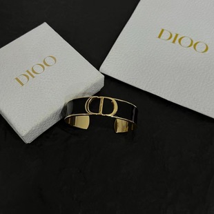 D��/�ϼ�CD��ĸ�_�����C���e���Ե��z�S�~���|����֭h2024�¿�
