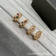 ��Ʒ�����Ҹ߰汾�������Բ�ζ���Ů�羳ŷ��ʱ�м����ζ�������