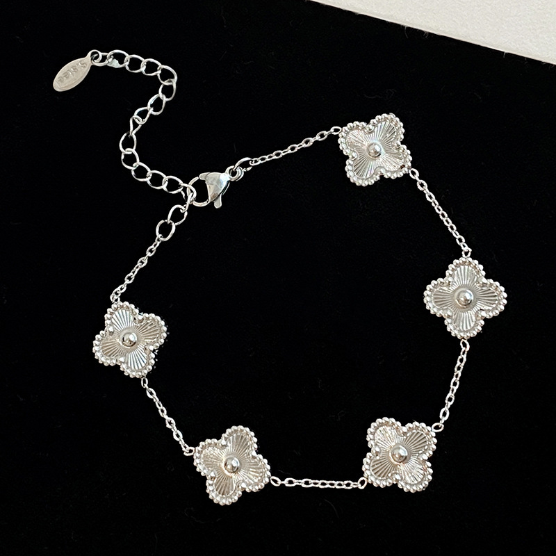 Titanium Steel Non-Fading Popular Four-Leaf Clover Bracelet Light Luxury High-End Five-Leaf Flower Women's Simple Niche Hand Jewelry