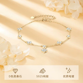 戒指;耳钉;项链