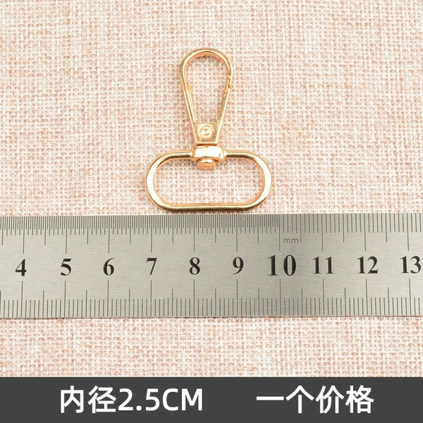 1 light gold lobster clasp with inner diameter 2.5cm