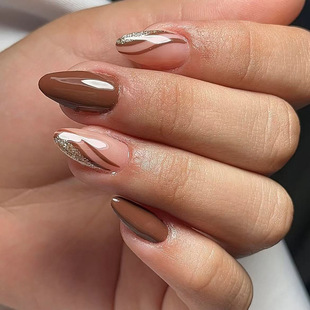 Medium Glossy Water Drop Nails European and American Cross-Border Export Autumn and Winter Coffee Color Asymmetrical Line Glitter Wearable Nails 24 Pieces
