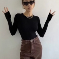 Cross-Border New Autumn Long-Sleeve Round Neck Pullover Slim-Fit Base Shirt for Women with Built-In Bra