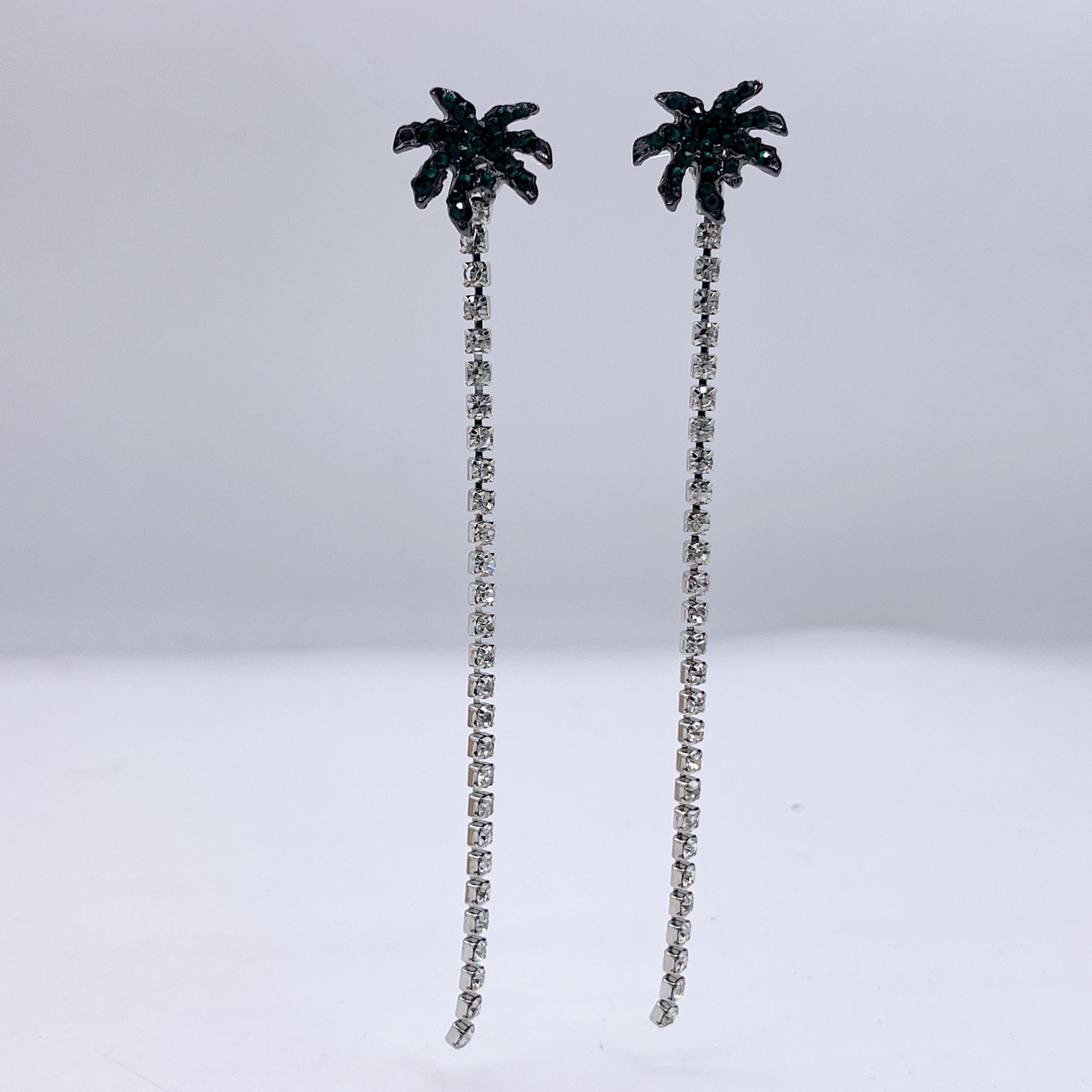 1 Pair Tassel Retro Alloy Drop Earrings display picture 4