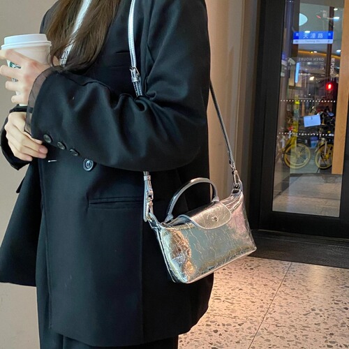 Ladies' 2024 New Summer Fashion Crossbody Bag, Versatile Chinese Style Hand-held Bag with High-end Feel