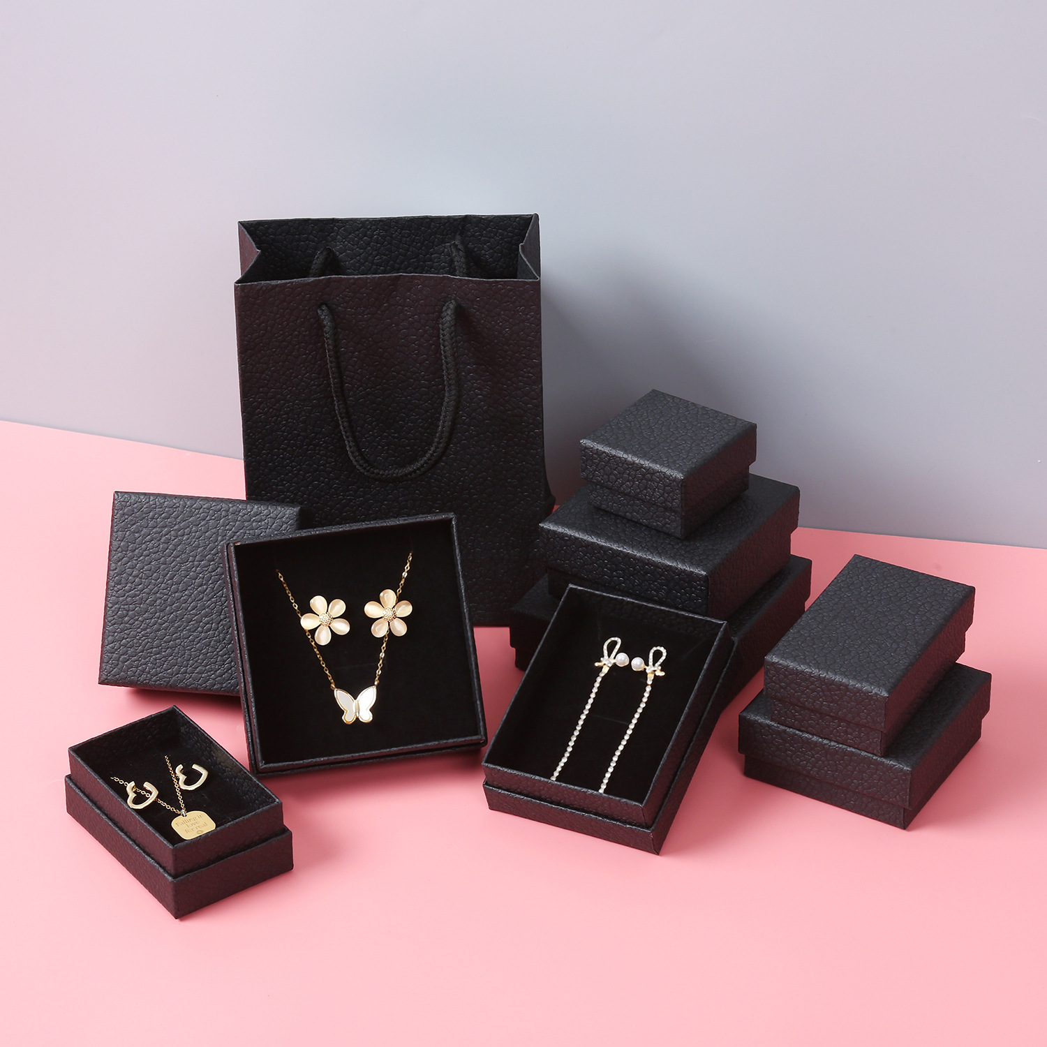 Fashion Solid Color Paper Jewelry Boxes