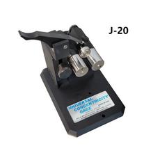 �h��Universal��A�ȃxͬ�ĶȜy���xJ-20