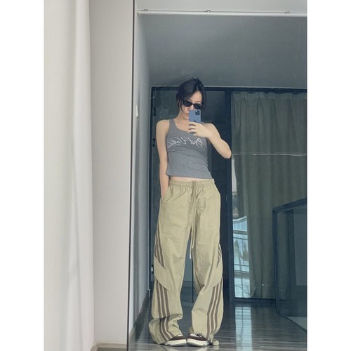 Women's Loose Wide-Leg Straight-Style Summer Tapered Paratrooper Pants with American-Style Side Stripes – Perfect for Street Dance, Sports, and Outdoor Workwear