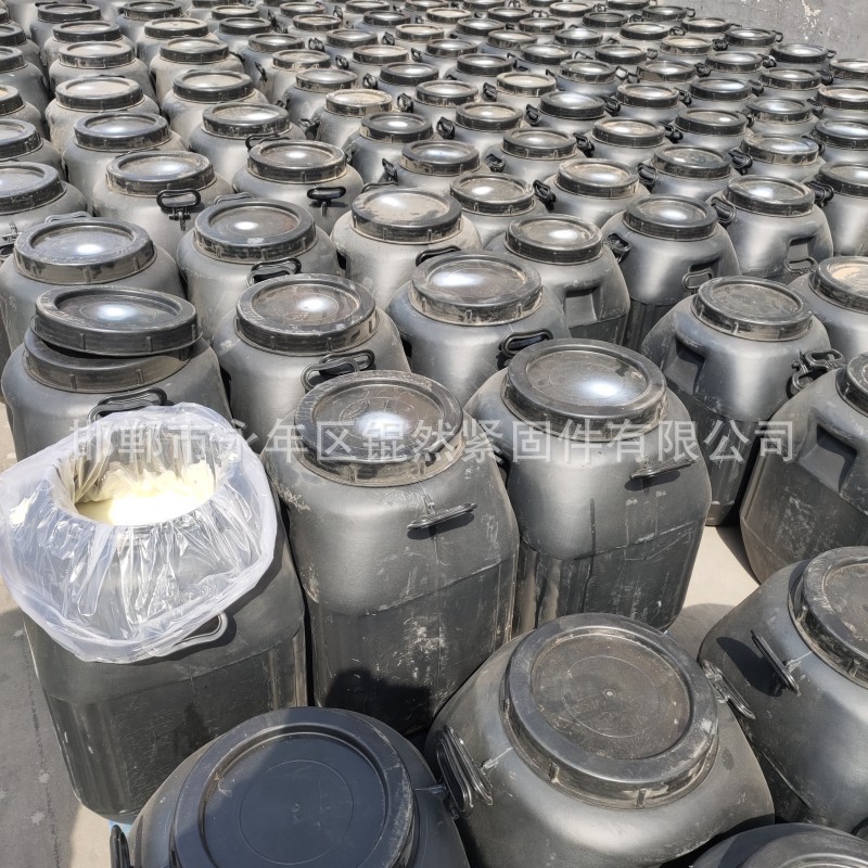 建筑铝膜板脱模剂建筑混凝土油性水性脱模剂钢板木模高效脱模剂