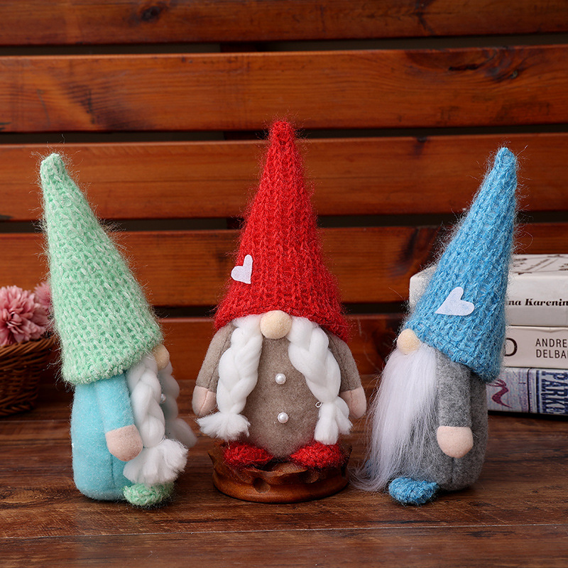 Cross-border knitted hat Rudolph love doll window doll ornaments Christmas decorations Christmas tree