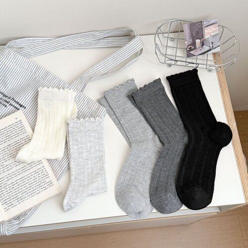 Women's Summer Thin Crew Socks with Moss Edge Ballet Style Pile Socks Breathable Anti-Odor Sweat Absorbent Crew Socks