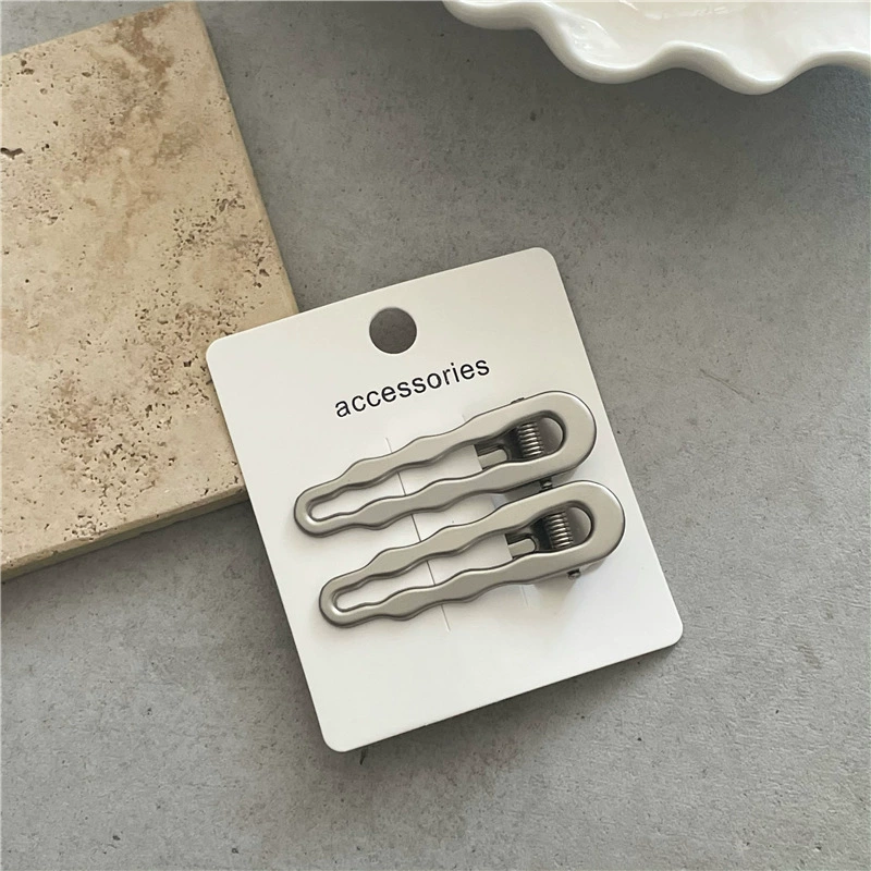 Cold wind metal silver hair clip pair geometric rectangular wave edge duckbill bangs bangs folder new model