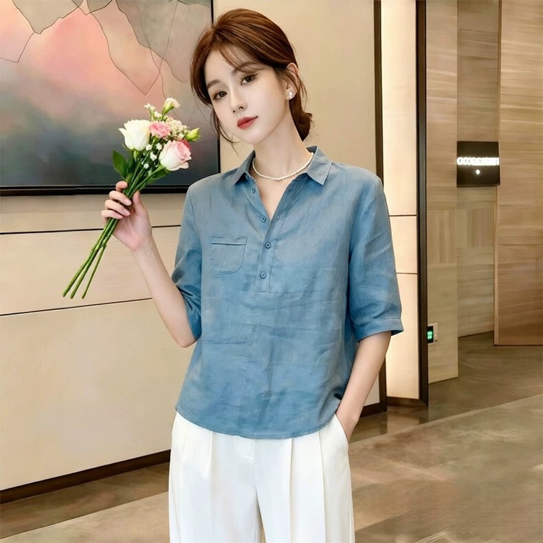 Commuter-style blue polo collar three-quarter sleeve slimming shirt for women, 2026 summer new loose-fitting age-reducing sun protection top Commuter-style blue polo collar three-quarter sleeve slimming shirt for women, 2026 summer new loose-fitting age-reducing sun protection top