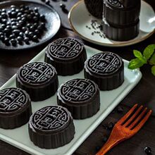 五黑月饼黑芝麻黑桑葚枸杞粗粮饼广式月饼饱腹营代餐传统糕点