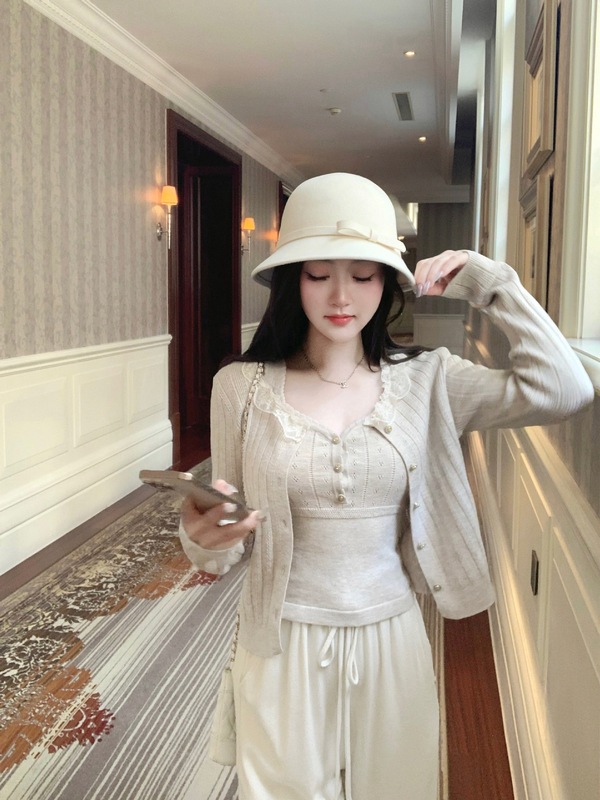 Q女家 软软女友/中古少女羊毛针织毛衣开衫背心套装秋季两件套女|undefined