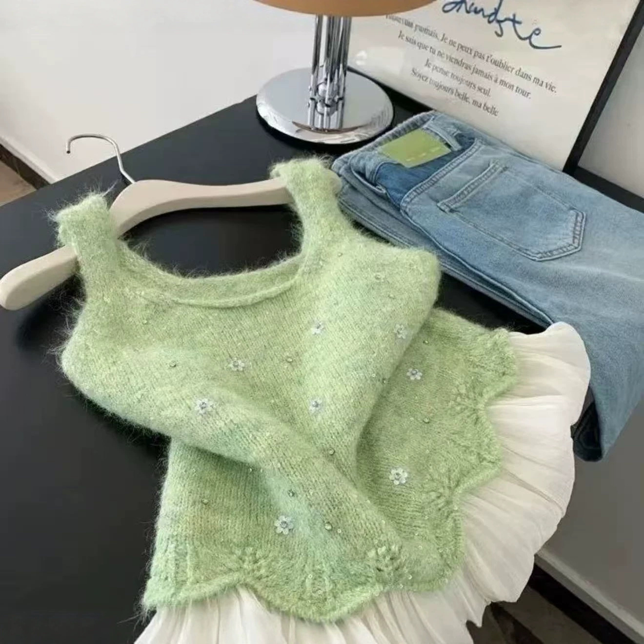 韩系新款穿搭针织马甲荷叶边拼接亮片混纺毛毛背心女减龄叠穿上衣