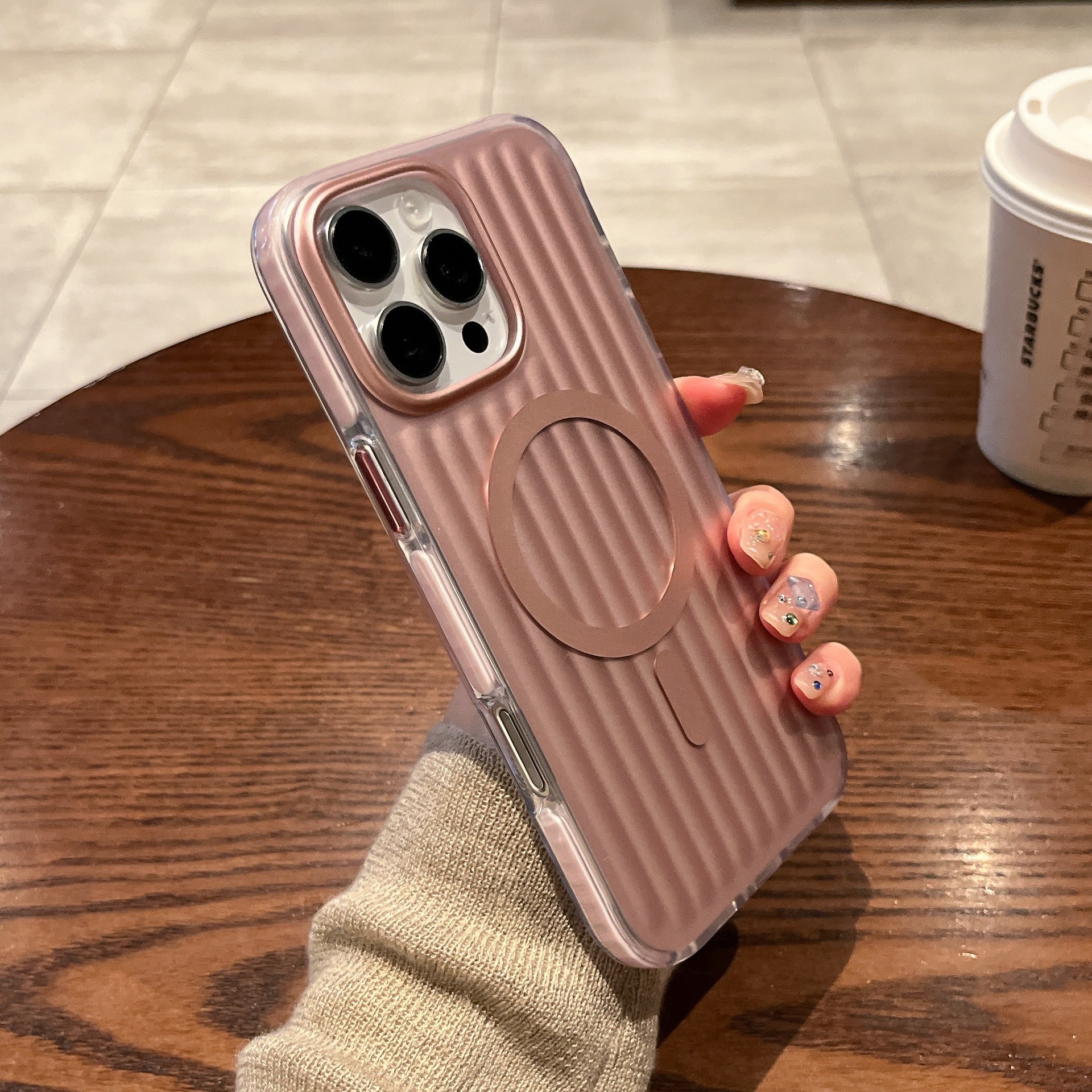 Maleta magnética simple y avanzada para iPhone16ProMax Apple 15 funda para teléfono móvil 14 nuevo estilo 13 pareja