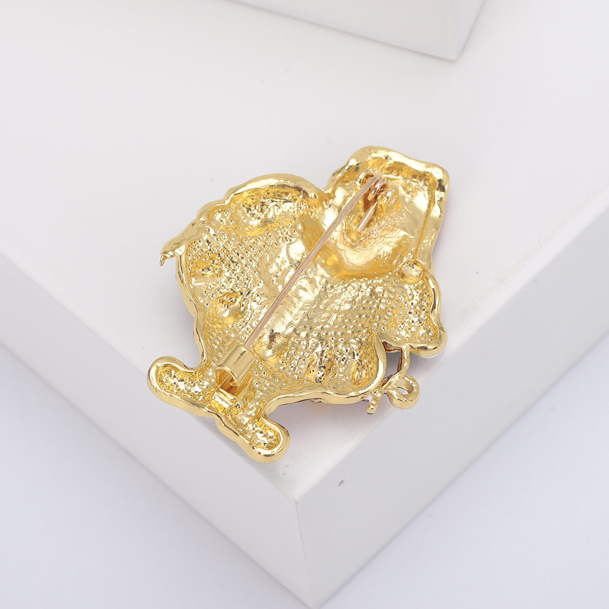 Unisex Gender Enamel Design Casual, Elegant, Cute Style Casual Elegant Cute Pin Santa Claus Alloy Enamel Unisex Brooches