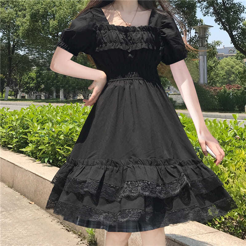 Design black summer skirt