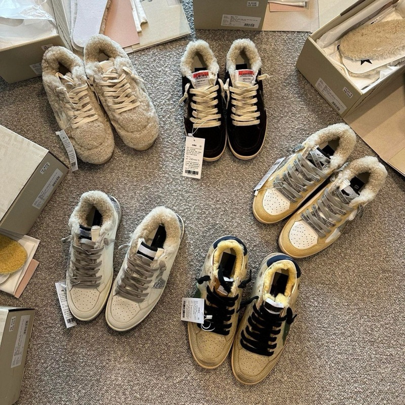 2025 New Style Distressed Star Dirty Shoes for Women, Fur Integrated Warm Sneakers for Women, Retro Color Matching Lace-Up Dirty Shoes 2025 New Style Distressed Star Dirty Shoes for Women, Fur Integrated Warm Sneakers for Women, Retro Color Matching Lace-Up Dirty Shoes