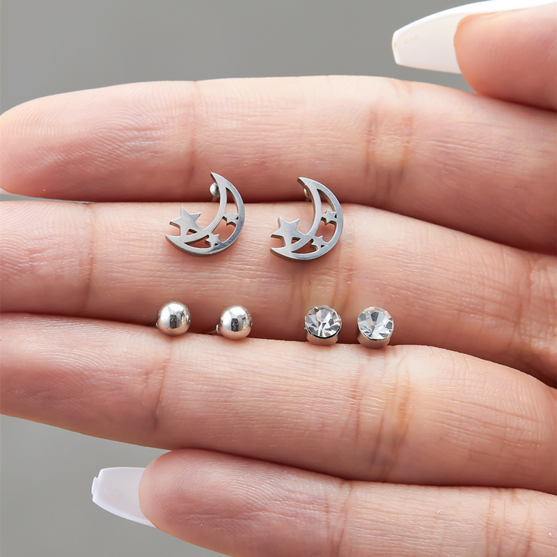 Hot Selling New 3 Pairs Of Heart-shaped Diamond Inlaid Combination Card Set Korean Version Fashionable Earrings_voghion.com