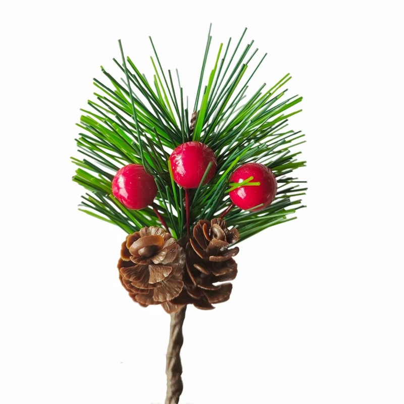 クロスボーダーのクリスマスの松の針はクリスマスの贈り物の箱を飾ります。|undefined