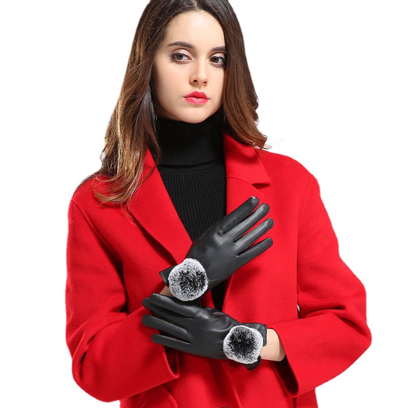 秋冬单色分指手套女PU毛球可爱加厚现货保暖手套优质皮革服饰手套
