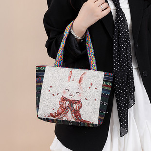 �����ŮС���μ�����������ϰ�ͨ������p����������L�̽�Ů��