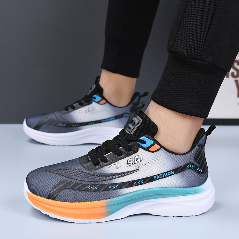 Lightweight comfortable fashionable breathable shoes for students
