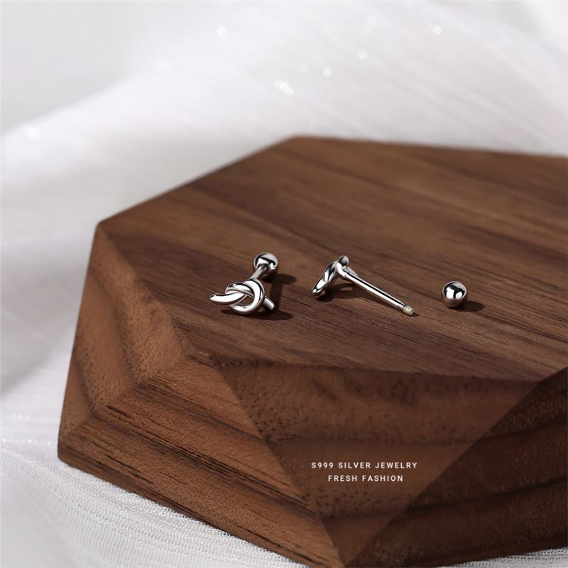 S999 Silver Wrapping Knot Small Earnail Female Twisted Flower Design Advanced Autumn and Winter High Face Earaccessory_voghion.com