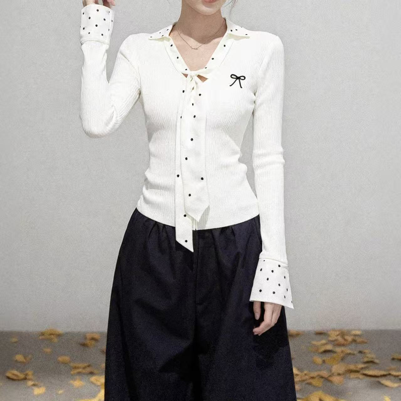 白色正肩v领假两件长袖针织t恤女秋冬polo修身内搭打底衫短款上衣