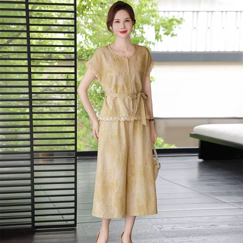 妈妈装夏季新款时尚修身中老年洋气宽松气质休闲百搭显瘦减龄套装