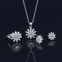 �¿��n��Īɣ�̫ꖻ����b��ָŮ�r�г��ݷ����A��ָ�朶�����l