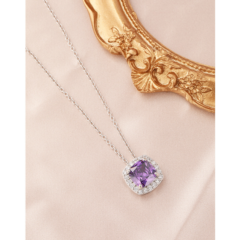 Collar de azúcar de plata de ley 925 Colgante de circón de nicho de lujo ligero femenino 2024 estilo explosivo de alta gama Cadena de clavícula