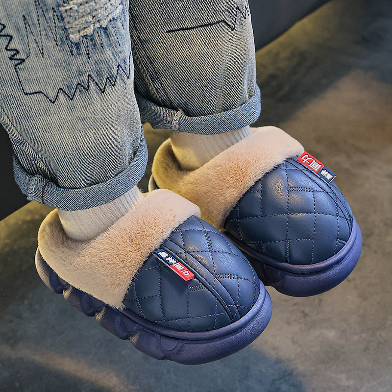Otoño y invierno zapatillas de algodón para niños, niños y niñas, calentamiento de lana PU impermeable en el hogar para niños mayores, zapatos de talón de algodón