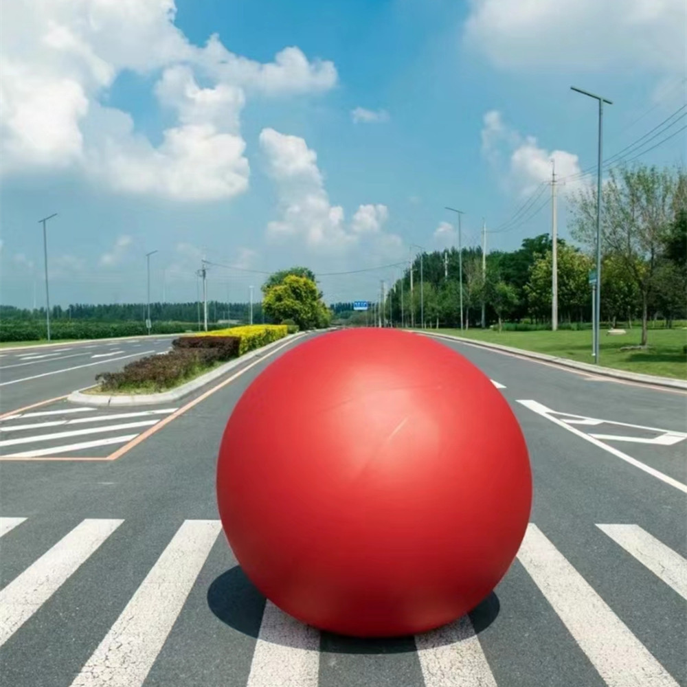 Inflatable balloon
