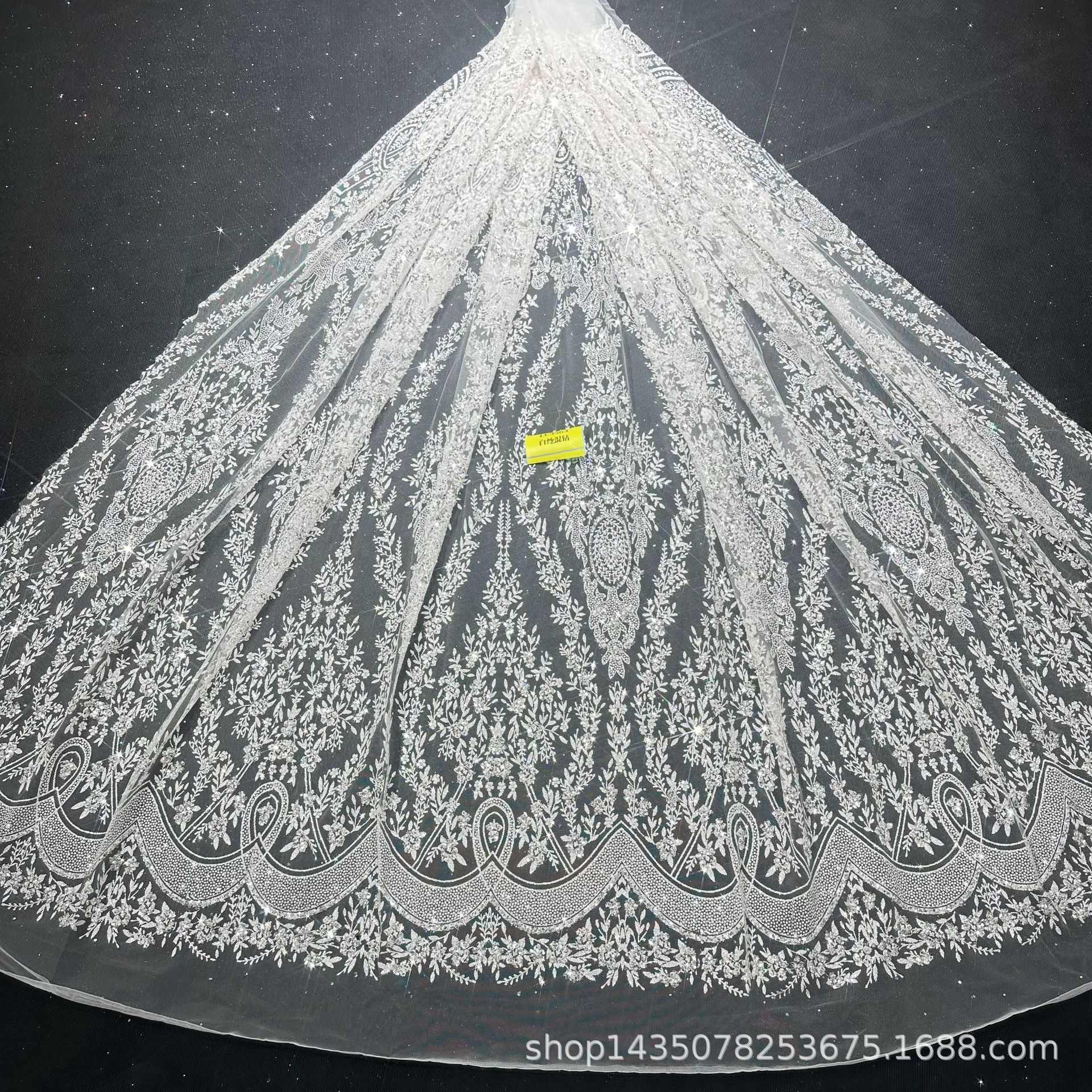 白纱系列-LC3563白纱混钻花型婚纱礼服面料 网纱 喷金花型面料白