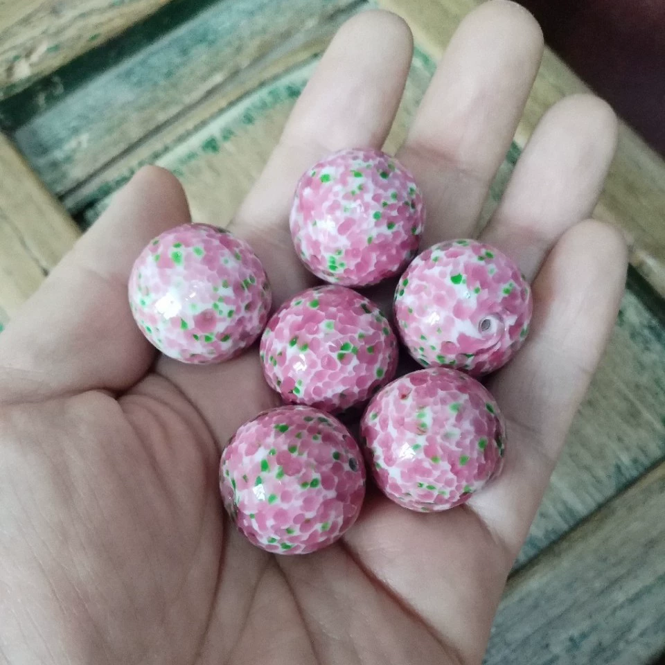 Fuchsia beads, pendant