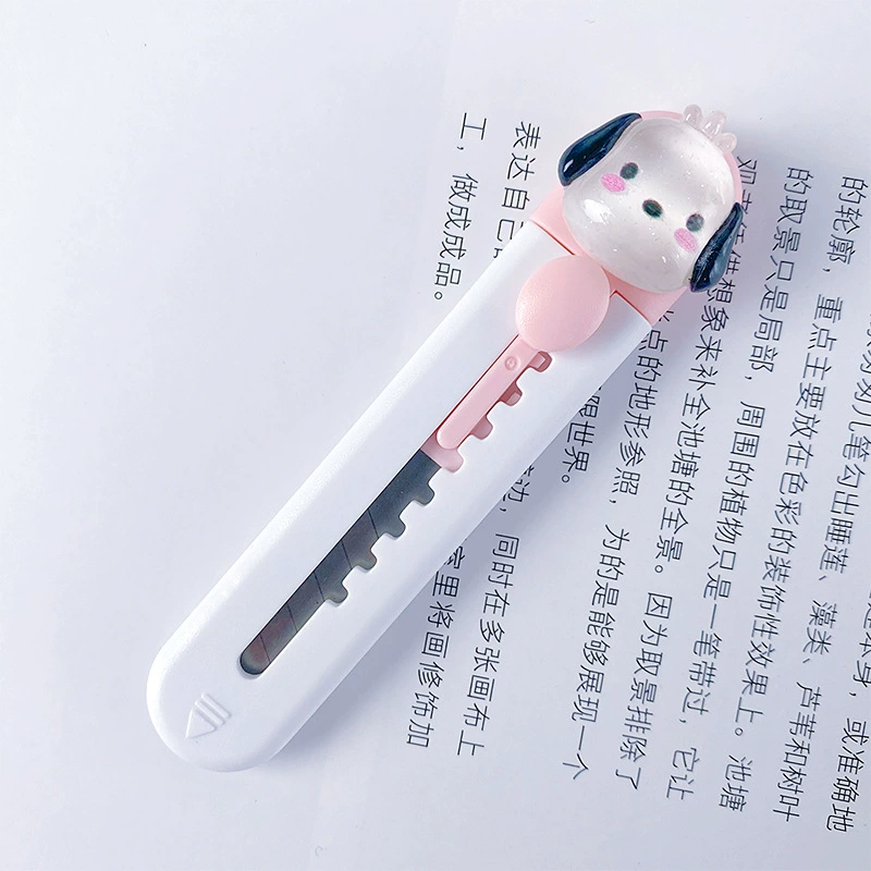 Карманный складной нож с мультяшным дизайном, компактная безопасная резка, милые персонажи, вес 0.025 кг