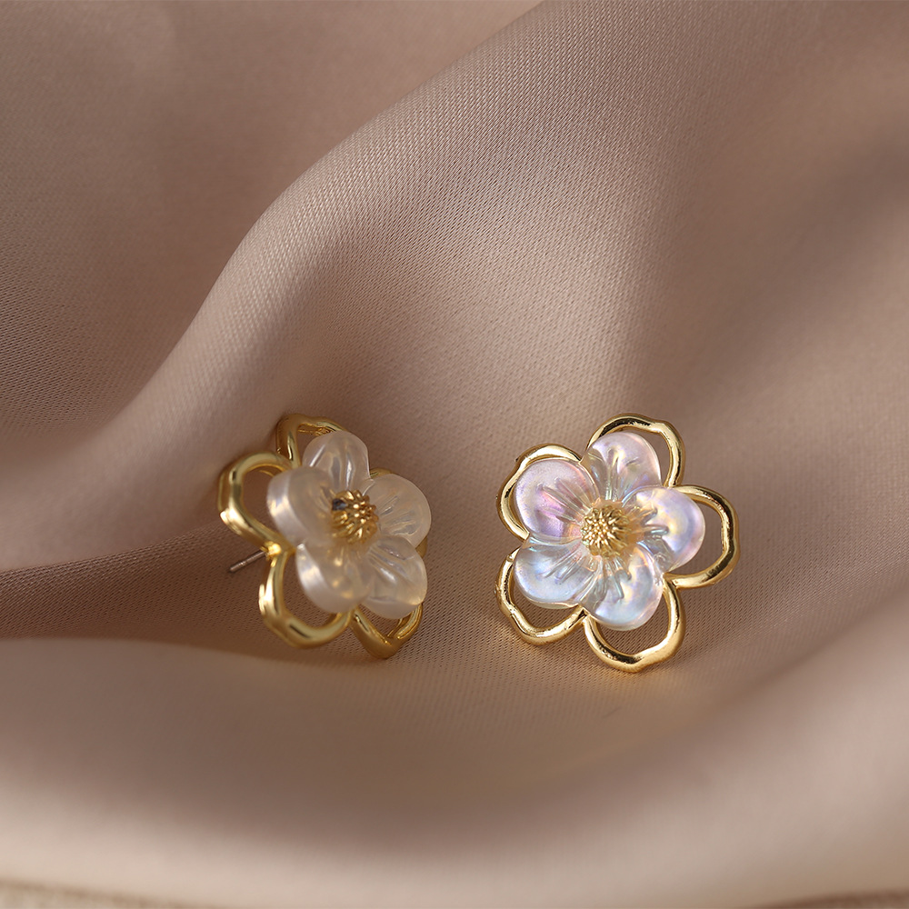 new creative simple fashion flowers earrings