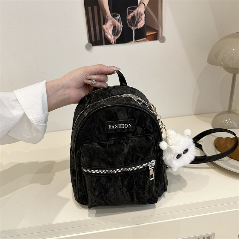 シンプルでファッショナブルで多用途な女性用バックパック、カジュアルな学生クラスの春の新しい質感の人気のバックパック|undefined