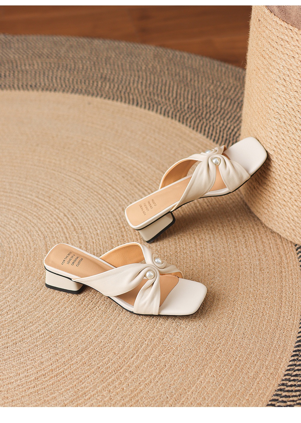 Dép sandal nữ mũi vuông hở ngón, da dê mềm, gót thấp, nơ bướm ngọc trai — đen chi tiết 22