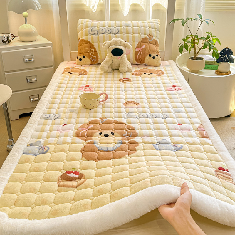 Colchón de terciopelo caliente de invierno de clase A materna y infantil colchón de terciopelo de leche colchón tatami dormitorio colchón de dormitorio