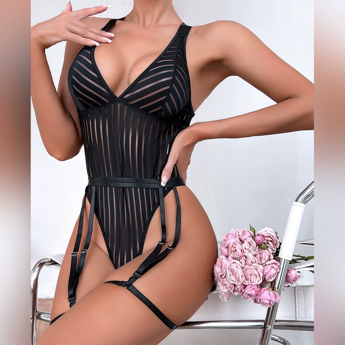 Кросс -бордер Али Продажи Планшет Продажи Сексапильная Полосатая Ремень Sexy Встреча Визуальный Визуальный Назад Лучше Назад Комплекс W023