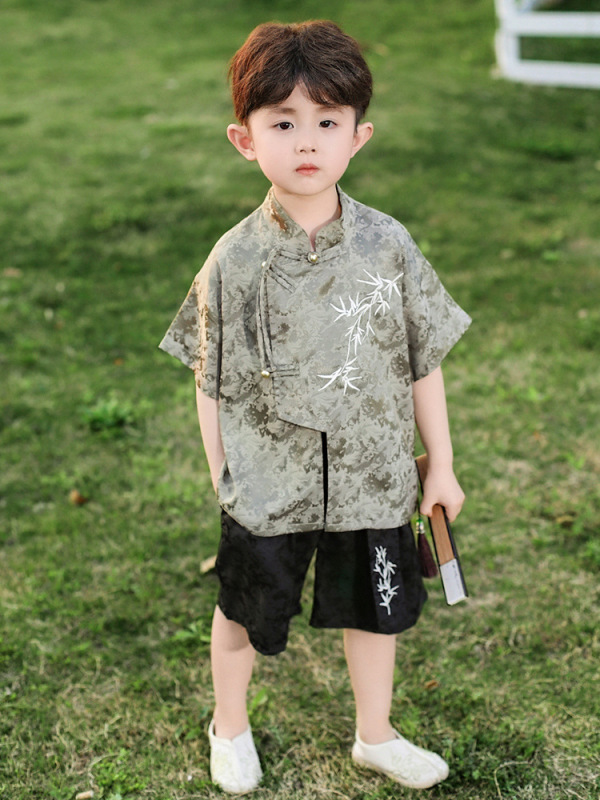 男の子の夏の漢服子供の古代スタイルの唐スーツ薄い 2025 新しい新しい中国風半袖ベビーパフォーマンススーツ|undefined
