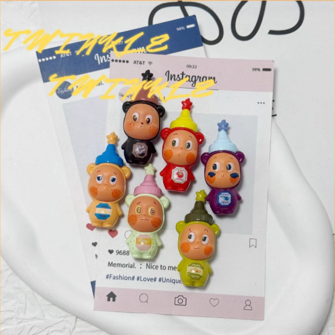 星星人泡泡玛特改娃萌粒手办公仔DIY盲盒挂件手机链礼物玩具批发