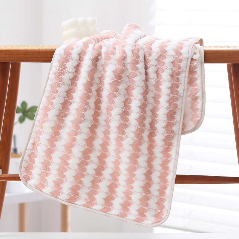 복숭아 심장 핑크